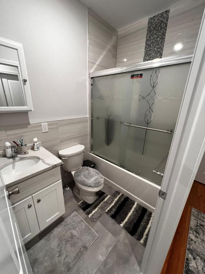 Springview Homes 12Mins From Ewr & 3 Mins From University Hospital ニューアーク エクステリア 写真