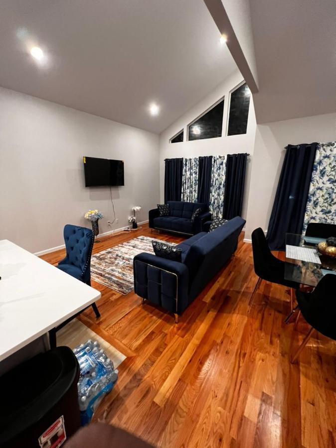 Springview Homes 12Mins From Ewr & 3 Mins From University Hospital ニューアーク エクステリア 写真