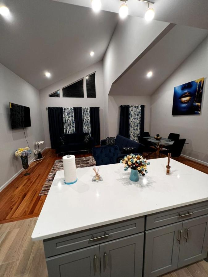 Springview Homes 12Mins From Ewr & 3 Mins From University Hospital ニューアーク エクステリア 写真